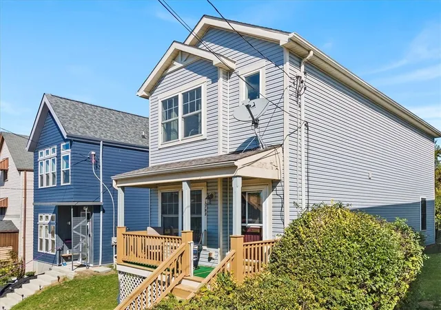 Photo 1 of Single family home for sale at 3793 Frazier St, Pittsburgh, PA 15213 | MLS# 1675661 | Listing updated on 2025-10-11