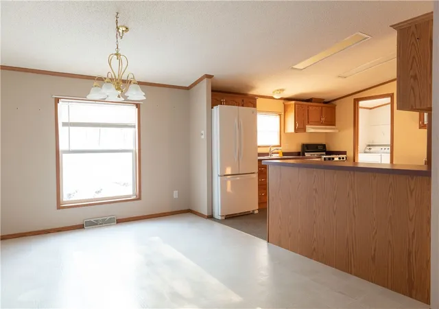 5th image of 914 Chester Dr, Cranberry Township, PA 16066 | MLS# 1686119