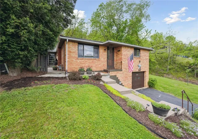 Photo 1 of Single family home for sale at 233 Valley Rd, Canonsburg, PA 15317 | MLS# 1701273 | Listing updated on 2026-05-12