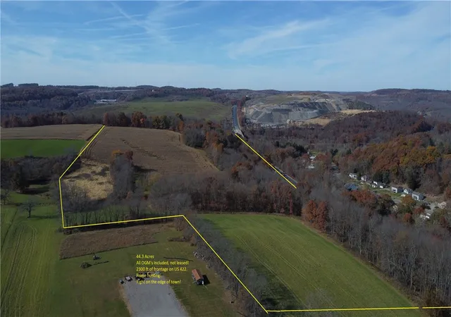 Homes for sale in Worthington Boro, PA | 15291 Us-422, Worthington Boro, PA 16262 | MLS# 1701861