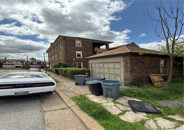 Photo 2 of Multi family home for sale at 17 Lenox Ave, Pittsburgh, PA 15221 | MLS# 1702992 | Listing updated on 2026-05-26