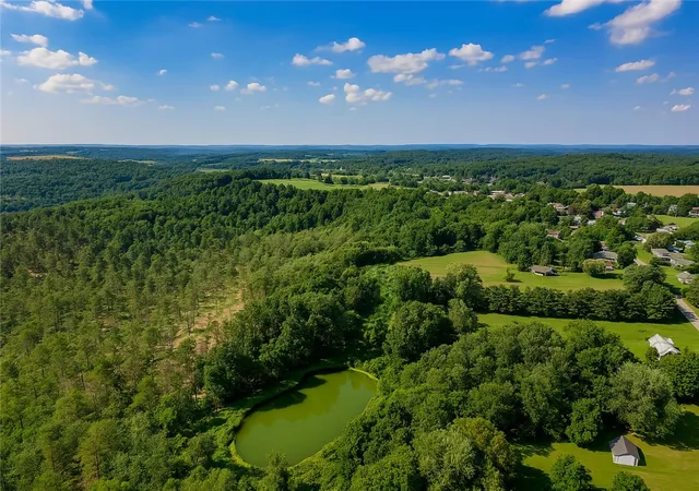 50th image of 530 Perry Hwy, Lancaster Twp, PA 16037 | MLS# 1707333