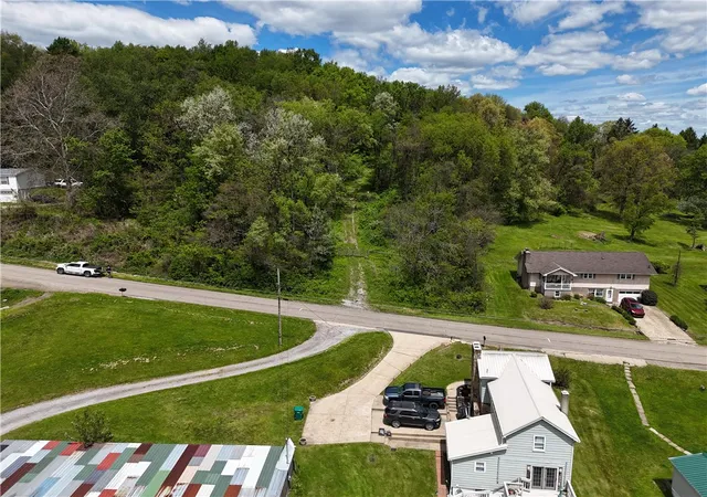 Homes for sale in East Franklin Twp, PA | 217 Briar Hill Rd, East Franklin Twp, PA 16201 | MLS# 1713295