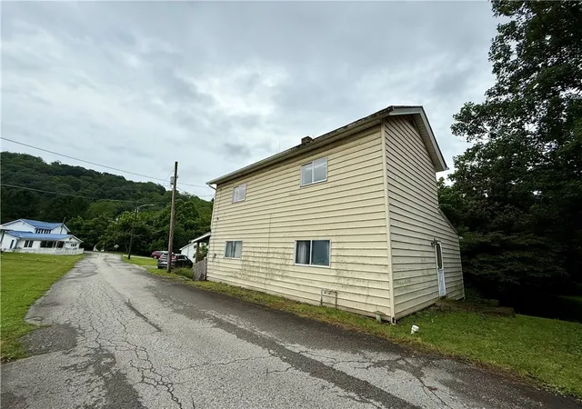 Homes for sale in Clarksville, PA | 527 Sugar Lane, Clarksville, PA 15322 | MLS# 1713392