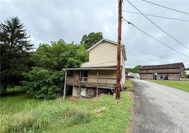 Homes for sale in Clarksville, PA | 527 Sugar Lane, Clarksville, PA 15322 | MLS# 1713392