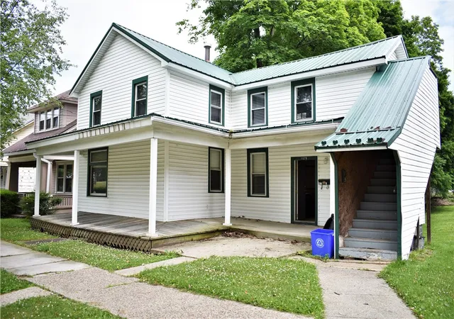 Homes for sale in Indiana Boro, PA | 1029 School St, Indiana Boro, PA 15701 | MLS# 1714178