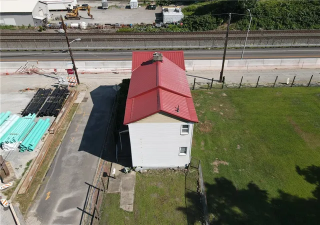 4th image of 3326 Ruthven St, Polish Hill, PA 15219 | MLS# 1714582