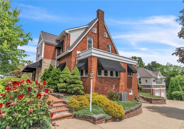 Homes for sale in Harmony Twp, PA | 832 Ridge Road, Harmony Twp, PA 15003 | MLS# 1714651