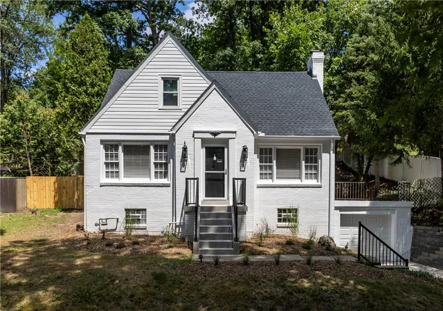 Photo 1 of Sale Pending at 607 W Waldheim Rd, Pittsburgh, PA 15215 | MLS# 1713763 | Listing updated on 2026-07-15