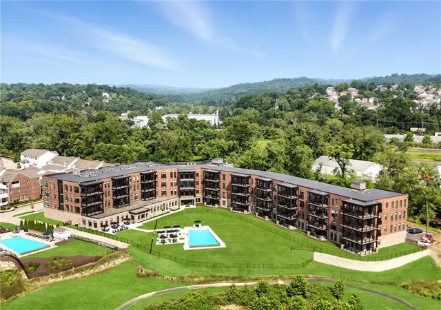 2nd image of 1 1st Street #412, Oakmont, PA 15139 | MLS# 1715887