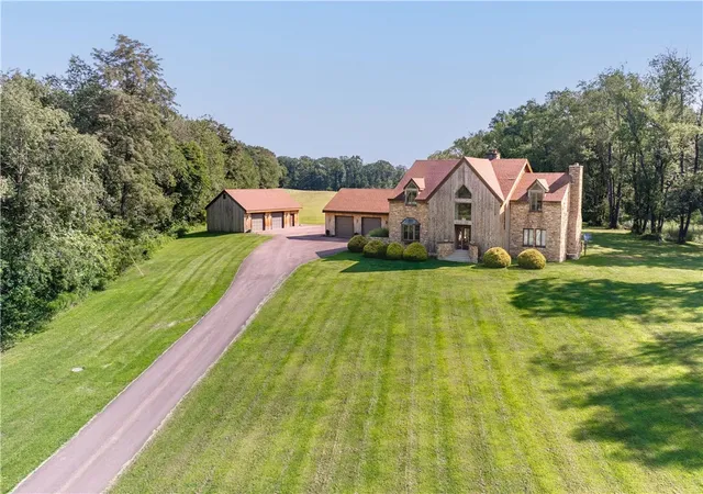 2nd image of 171 Mae West Rd, Confluence, PA 15424 | MLS# 1717057