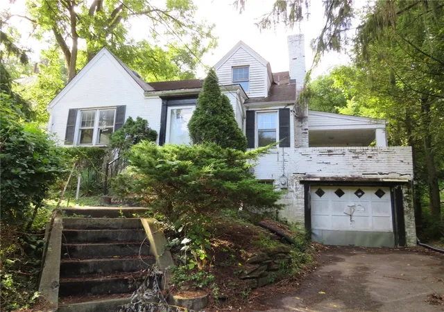 Single Family Residence at 1305 Glencoe Ave, Pittsburgh, PA 15205 | MLS# 1717157 | | Sold on 2025-10-24