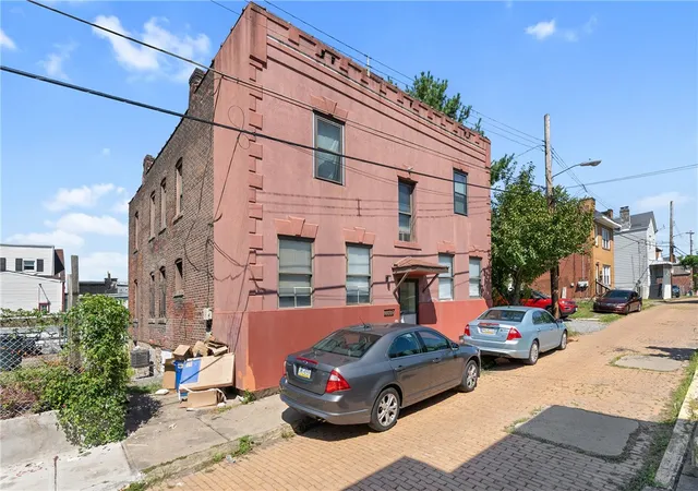 Photo 2 of Quadruplex at 3227 Hardie Way, Pittsburgh, PA 15213 | MLS# 1717205 | | Sold on 2025-10-03