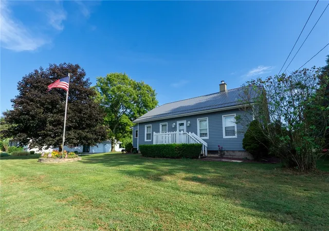 Homes for sale in New Sewickley Twp, PA | 1008 Route 68, New Sewickley Twp, PA 15066 | MLS# 1718241