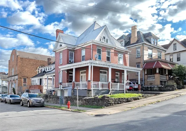 1st image of 401 5th St, Charleroi Boro, PA 15022 | MLS# 1718425