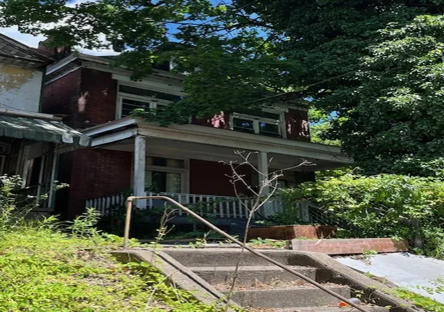 Homes for sale in Wilkinsburg, PA | 1119 Franklin Avenue, Wilkinsburg, PA 15221 | MLS# 1718934