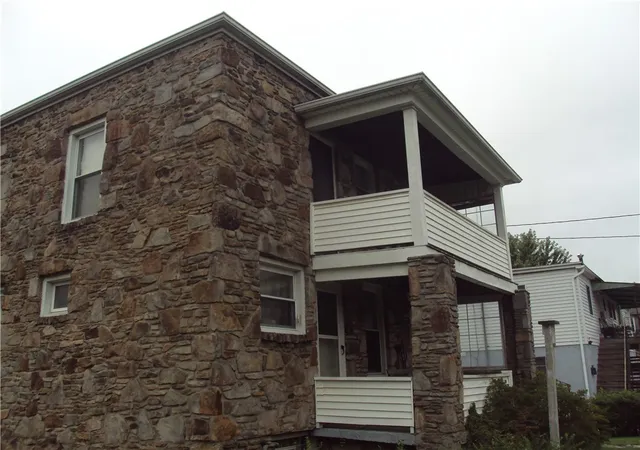 5th image of 331 W Main St, Somerset Boro, PA 15501 | MLS# 1719190