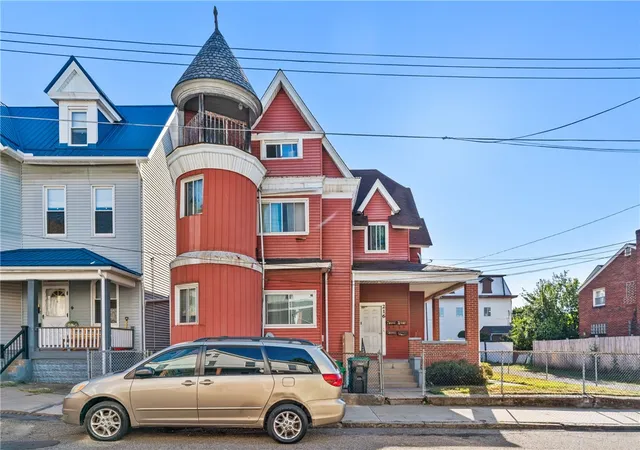 2nd image of 216 Clifton Ave, Pittsburgh, PA 15215 | MLS# 1719255