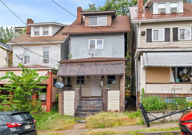 Homes for sale in Knoxville, PA | 213 Wilbur St, Knoxville, PA 15210 | MLS# 1719917