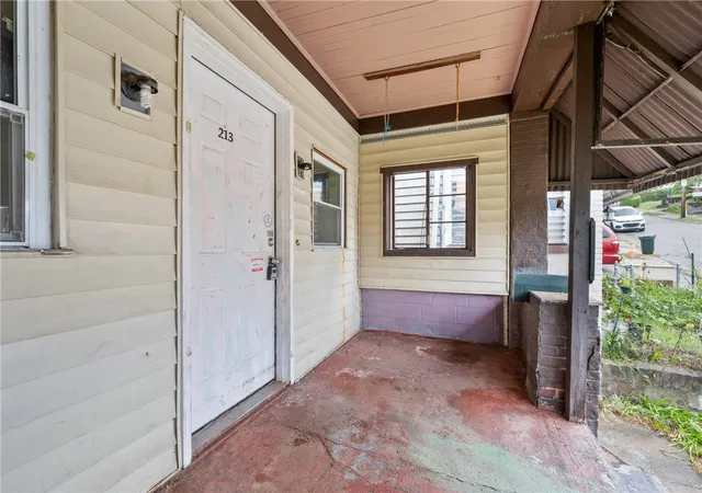 Homes for sale in Knoxville, PA | 213 Wilbur St, Knoxville, PA 15210 | MLS# 1719917