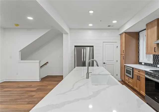 Photo 4 of Townhouse for sale at 403 Ramsgate Road, Cranberry Township, PA 16066 | MLS# 1720338 | Listing updated on 2026-07-11