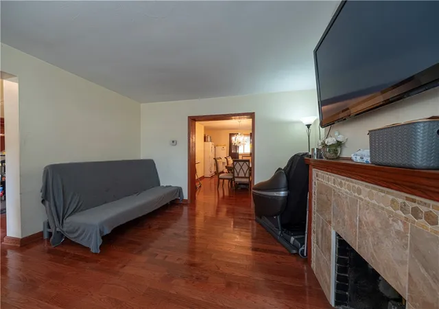 Photo 4 of Single family home for sale at 33 5th Street, Aspinwall, PA 15215 | MLS# 1720368 | Listing updated on 2026-07-18