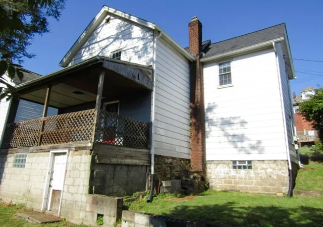 Photo 3 of Single family home for sale at 1333 Wilmerding Ave, East Mc Keesport, PA 15035 | MLS# 1720392 | Listing updated on 2026-07-24