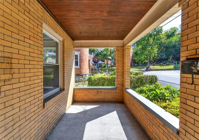 Photo 4 of Single family home for sale at 610 Chislett St, Pittsburgh, PA 15206 | MLS# 1720049 | Listing updated on 2026-05-24