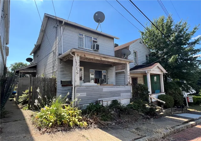 Homes for sale in Mc Keesport, PA | 3416 Gleason St, Mc Keesport, PA 15132 | MLS# 1720731