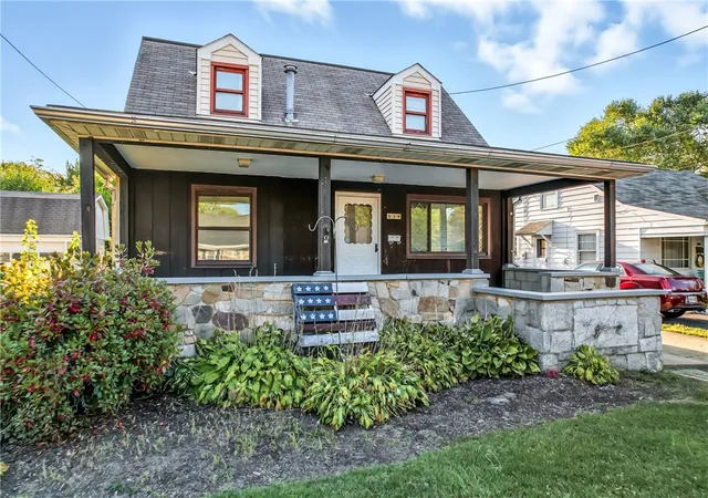 2nd image of 634 Spencer Ave, Sharon, PA 16146 | MLS# 1720177