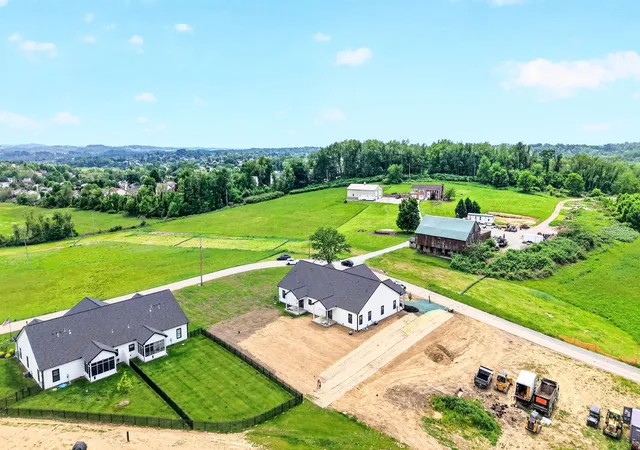 Homes for sale in Penn Twp, PA | 415 Raymaley Rd, Penn Twp, PA 15642 | MLS# 1720931