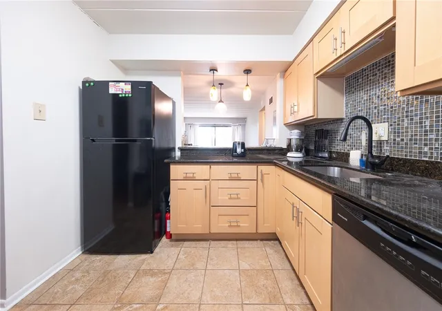 Homes for sale in Pittsburgh, PA | 2034 Swallow Hill Rd #326, Pittsburgh, PA 15220 | MLS# 1721458