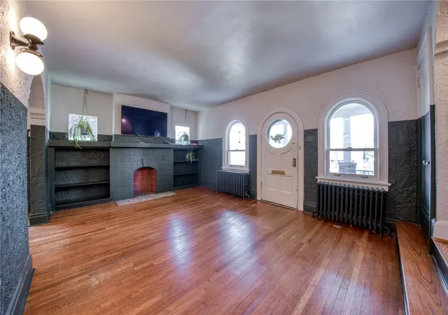 Homes for sale in Squirrel Hill, PA | 6342 Alderson Street, Squirrel Hill, PA 15217 | MLS# 1720233