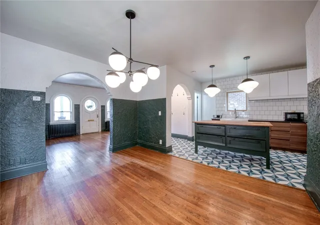 Homes for sale in Squirrel Hill, PA | 6342 Alderson Street, Squirrel Hill, PA 15217 | MLS# 1720233