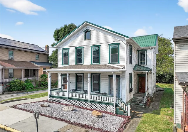 Homes for sale in Mt Pleasant Boro, PA | 320 W Main St, Mt Pleasant Boro, PA 15666 | MLS# 1721609