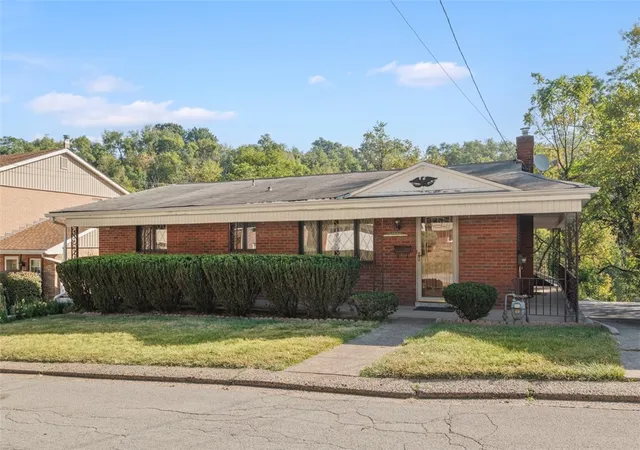39th image of 54 Lilmont Dr, Swissvale, PA 15218 | MLS# 1721630
