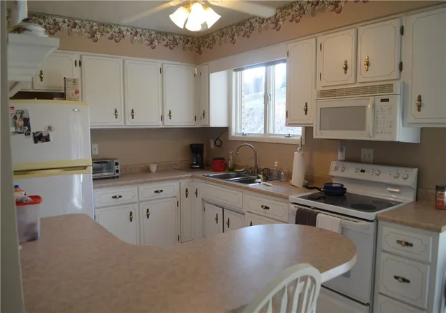 5th image of 344 Jo Ann Dr, Monessen, PA 15062 | MLS# 1722186