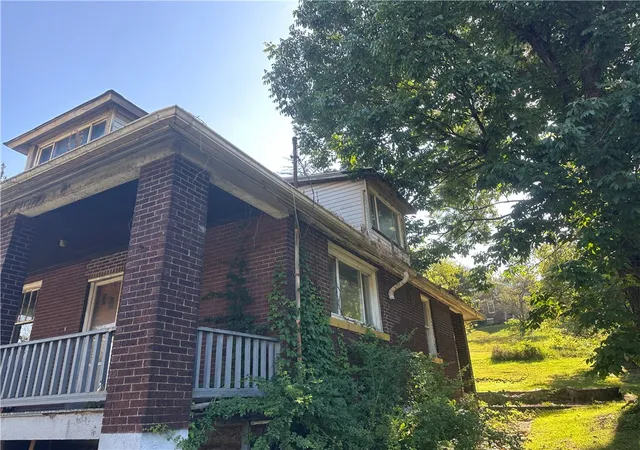 Homes for sale in Monroeville, PA | 736 Patton Street Ext, Monroeville, PA 15146 | MLS# 1722593