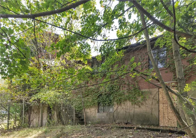 Homes for sale in Wilkinsburg, PA | 2241 Laketon Rd, Wilkinsburg, PA 15221 | MLS# 1722719