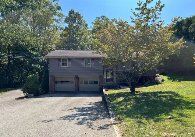 1st image of 470 Donohoe Rd, Hempfield Twp, PA 15601 | MLS# 1722804
