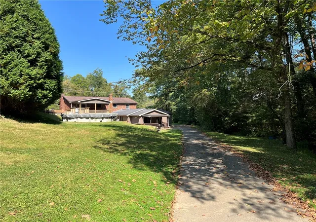 31st image of 470 Donohoe Rd, Hempfield Twp, PA 15601 | MLS# 1722804