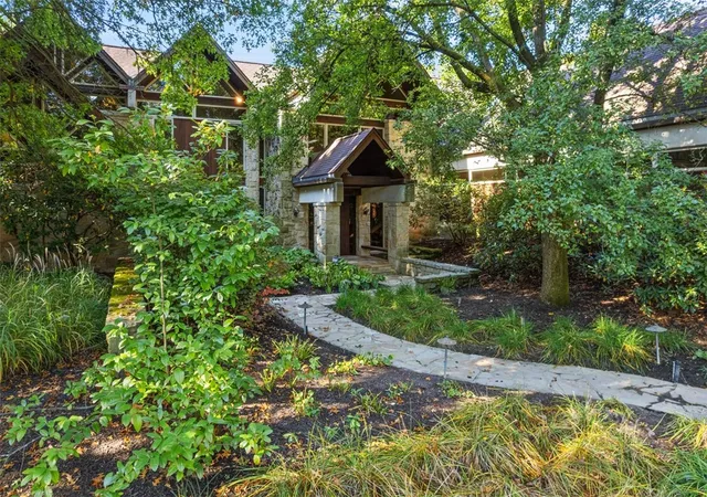 Photo 3 of Single family home for sale at 311 Hillcrest Dr, Lower Burrell, PA 15068 | MLS# 1722543 | Listing updated on 2026-07-30