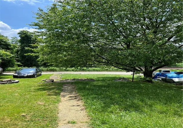 Homes for sale in Jeannette, PA | 1008 1/2 Gaskill Ave, Jeannette, PA 15644 | MLS# 1722981