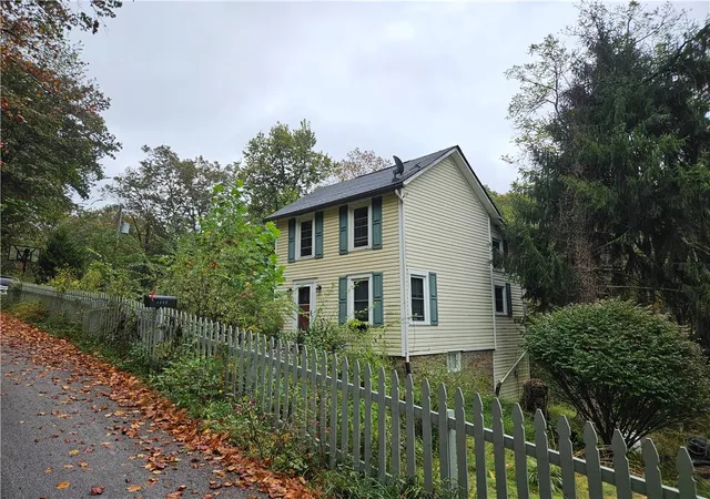 Photo 1 of Single family home for sale at 3132 Baker School Rd, Irwin, PA 15642 | MLS# 1723042 | Listing updated on 2025-09-29