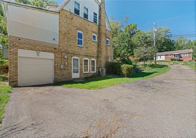 Homes for sale in Rostraver, PA | 767 Fellsburg Rd, Rostraver, PA 15012 | MLS# 1723571