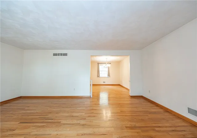 Photo 3 of Single family home for sale at 102 Huntingdon Dr, Pittsburgh, PA 15235 | MLS# 1723742 | Listing updated on 2026-06-07
