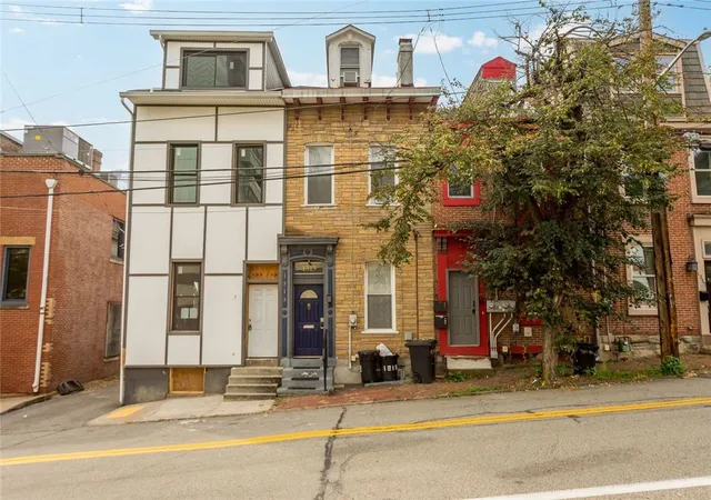 Homes for sale in Central North Side, PA | 1313 Sandusky Street, Central North Side, PA 15212 | MLS# 1723771