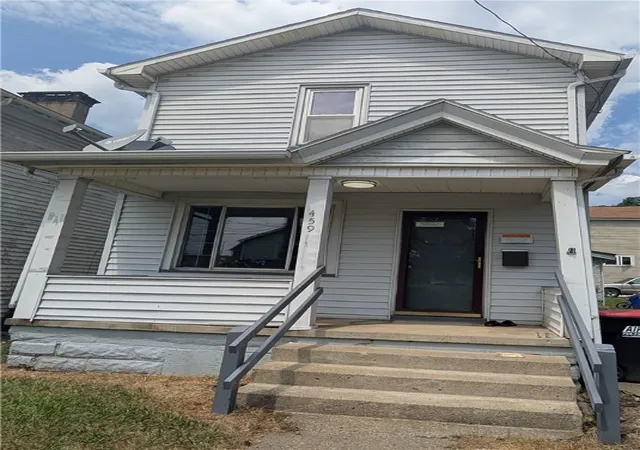 Photo 1 of Single family home for sale at 459 E Long Ave, New Castle, PA 16101 | MLS# 1723970 | Listing updated on 2025-10-04
