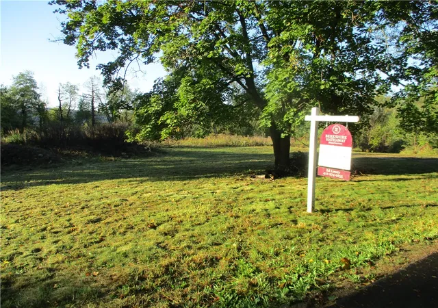 5th image of 113 Windy Ghoul Dr, Beaver, PA 15009 | MLS# 1724006