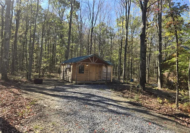 10th image of 36 Buck Dr, Benezette, PA 15821 | MLS# 1724359